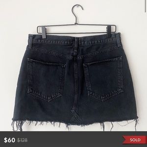 Cute black denim skirt size 31